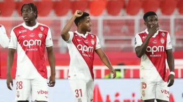 إصابة مفاجئة.. نجم برشلونة يبتعد عن الملاعب بعد تألقه مع موناكو في فرنسا